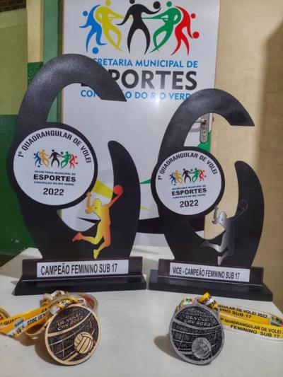 1° QUADRANGULAR DE VÔLEI FEMININO E MASCULINO